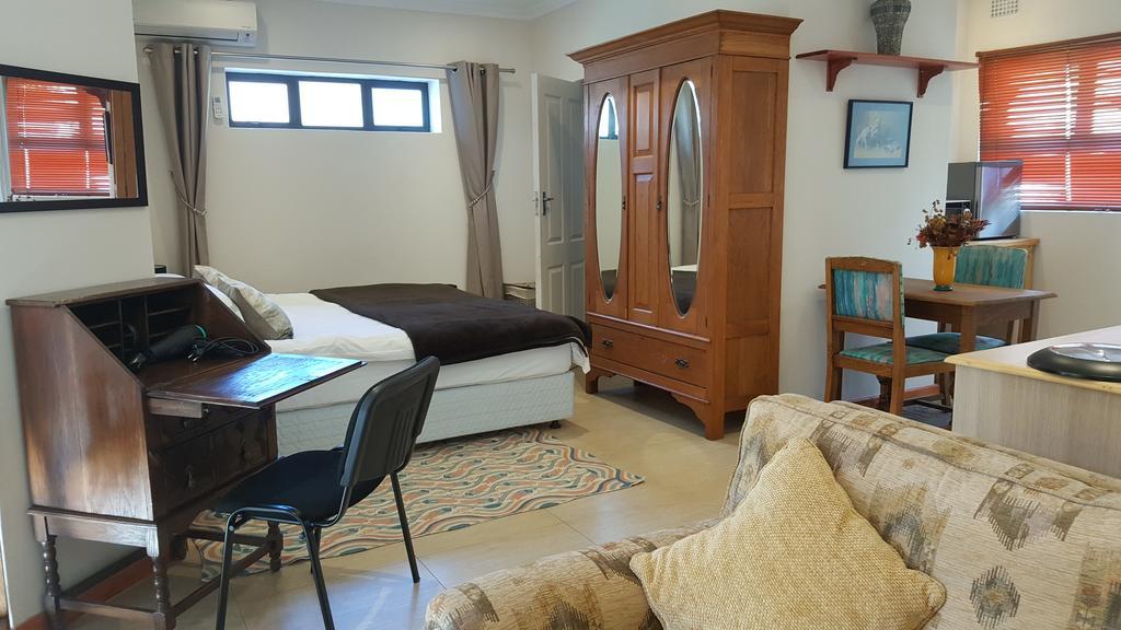 Riverside Cottages Constantia Ngoại thất bức ảnh