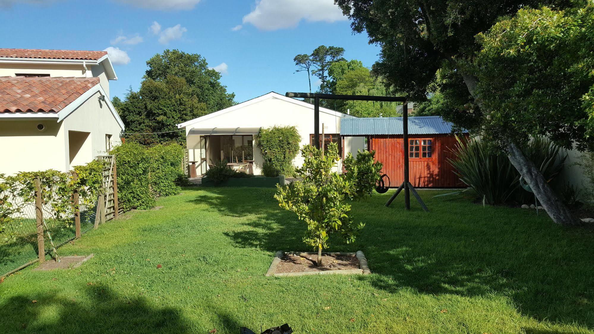 Riverside Cottages Constantia Ngoại thất bức ảnh