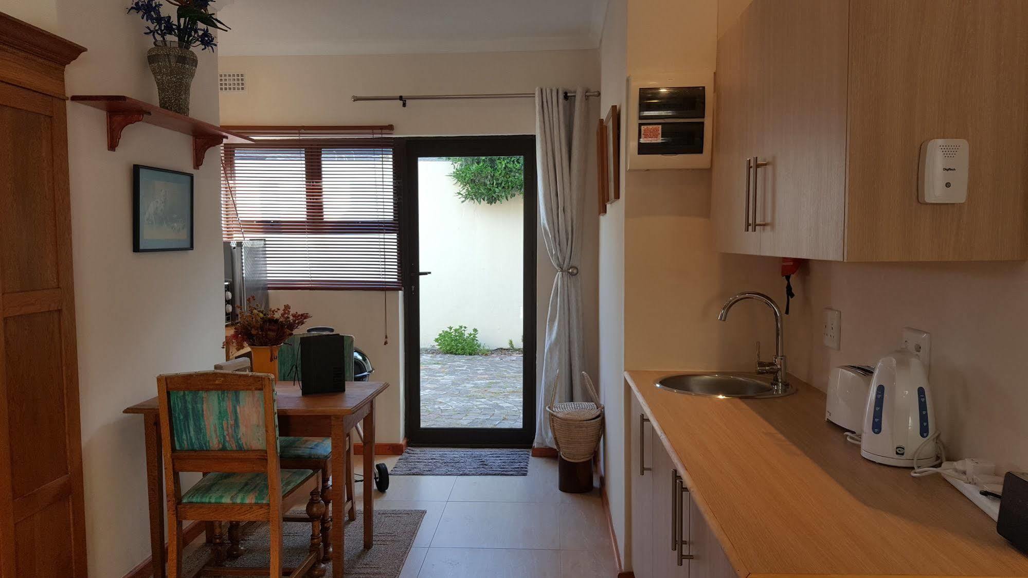 Riverside Cottages Constantia Ngoại thất bức ảnh