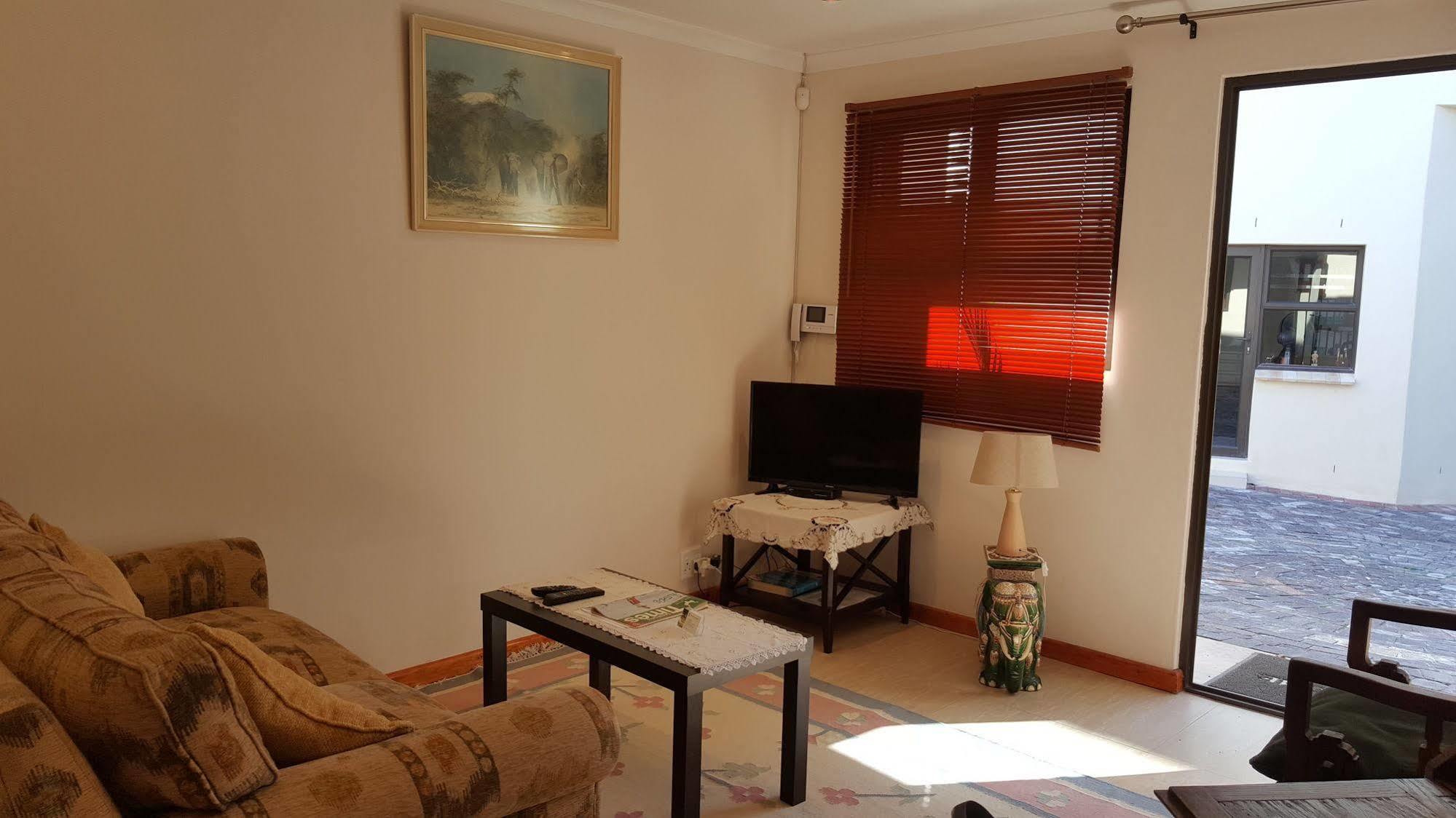 Riverside Cottages Constantia Ngoại thất bức ảnh